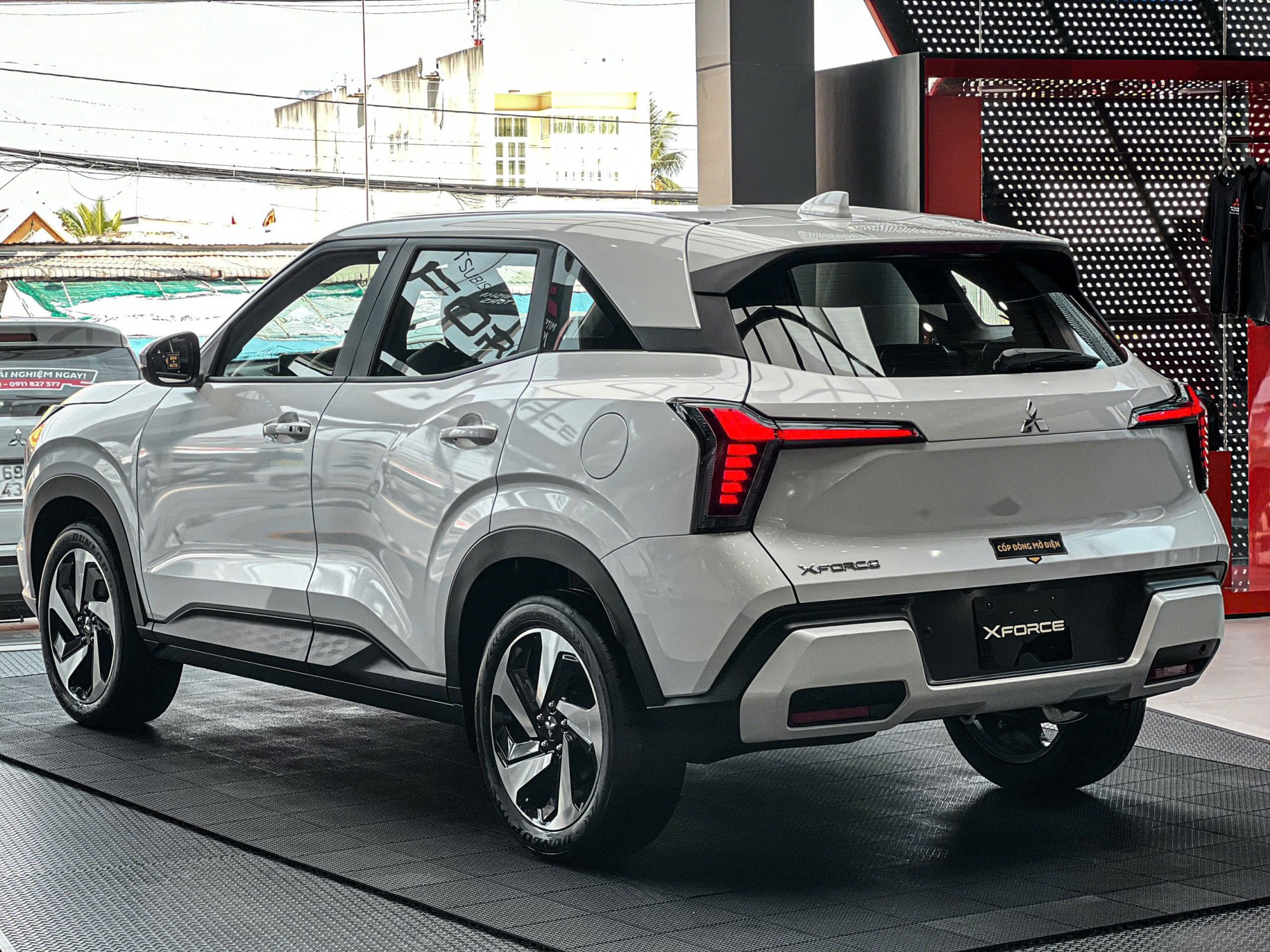 Mitsubishi XForce